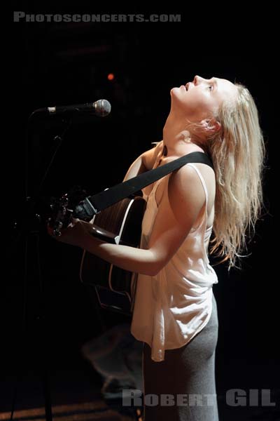 LAURA MARLING - 2013-09-22 - PARIS - Cafe de la Danse - Laura Beatrice Marling